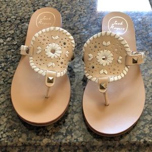 Jack Rogers worm once!